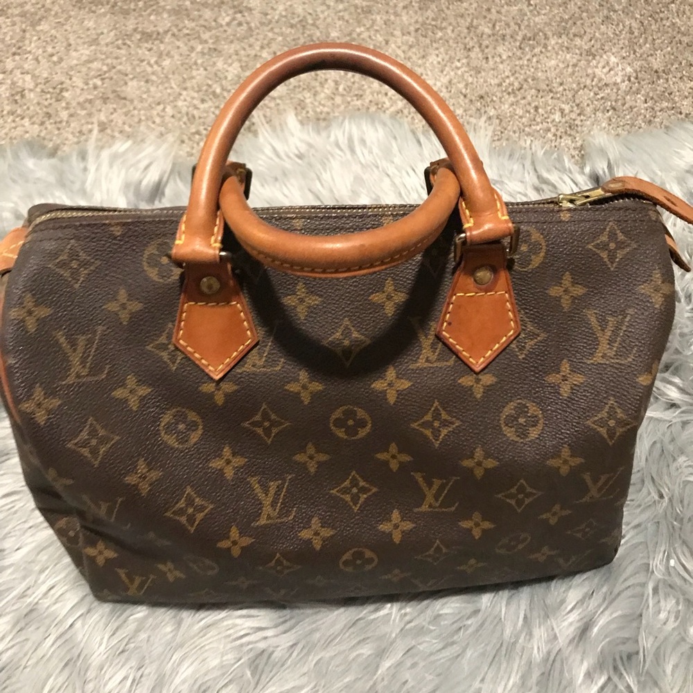 Authentic Louis Vuitton Speedy 30